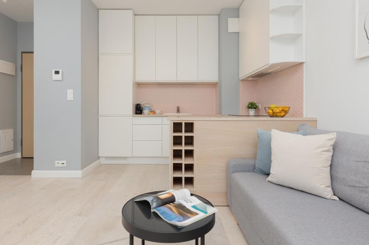 Sarmacka Apartment With Balcony Warsaw Wilanow By Noclegi Renters Eksteriør billede